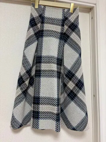 SNIDEL 로빙 체크 스커트