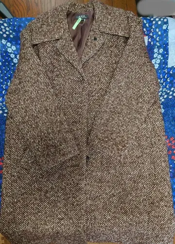 A.P.C. 코트 브라운