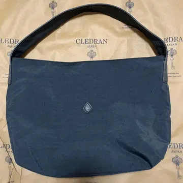 CLEDRAN 클레드란 ARU 숄더백 블랙