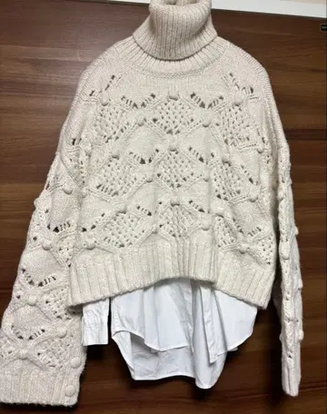 ZARA 오버 사이즈 크롭 터틀 니트 M