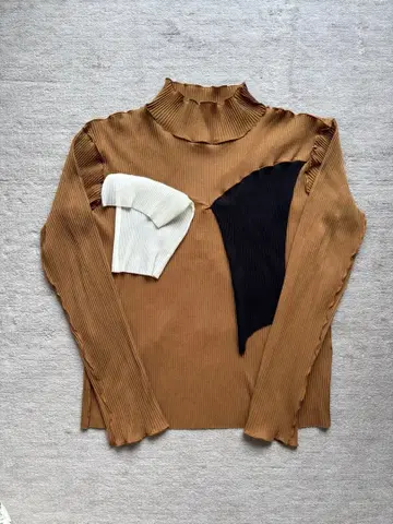 [ kotohayokozawa ] 롱 슬리브 하이넥 탑