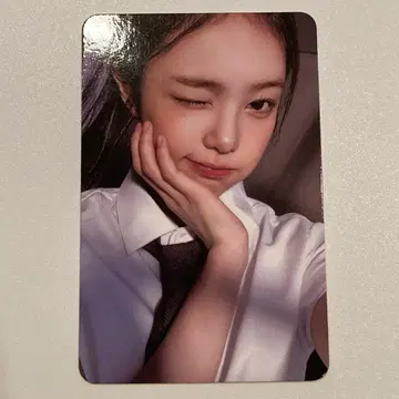 hearts2hearts MD 스타일 가이드북 트레이딩 카드 이안