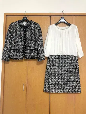 자유구 자켓 and 원피스 수트
