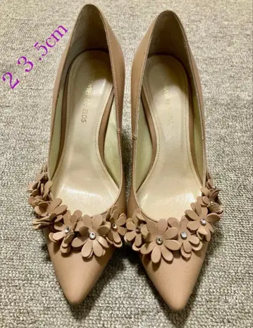 천연 가죽 새상품급 베이지 힐 7cm 스트로베리 필드