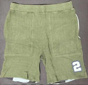 HORN GARMENT 올리브 그린 숏팬츠 size: L