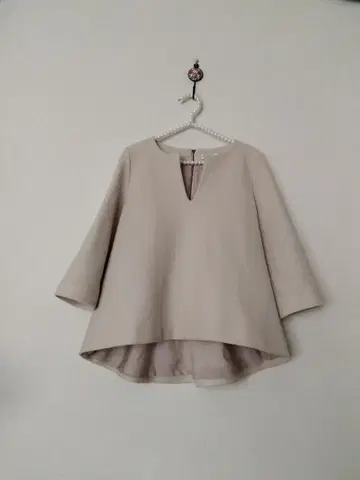 어도어 상의 블라우스