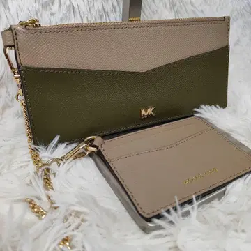 미사용급 MICHAEL KORS 카드 케이스 체인 포함