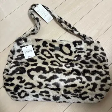 [ 새상품 ] Cherosta 레오파드 무늬 숄더백