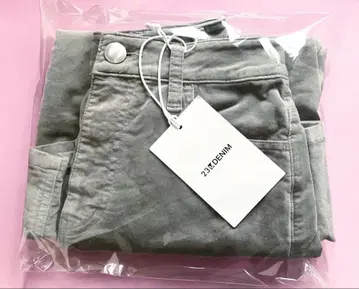 [택 포함 새상품] 23구 S 벨벳 스트레치 A라인 스커트 32