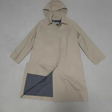 새상품급 MARGARET HOWELL 베이지 후드 부착 트렌치코트