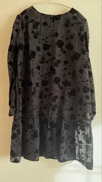 kastane 꽃무늬 시어 미니 원피스