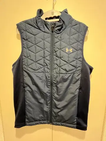 언더아머 콜드기어 리액터 골프 베스트 MD 사이즈