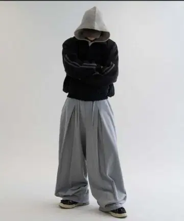 [ EPNK ] 버티컬 턱 스웨트 팬츠