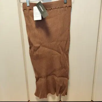 [미사용 새상품] LAUTREAMONT 로트레아몽 니트 스커트 40