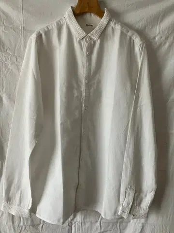 mittan 카디 셔츠 보강 스티치 있음