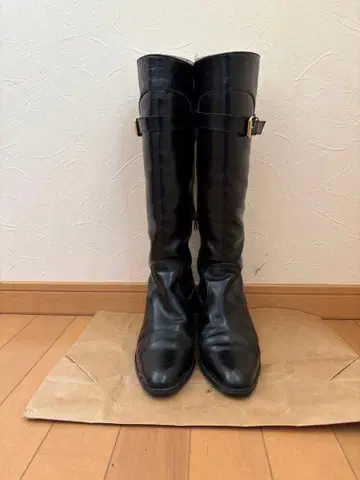 블랙 가죽 롱 부츠 버클 포함