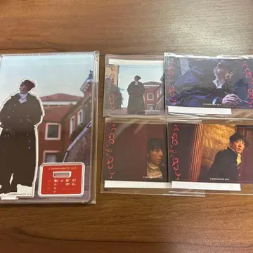 키시베 로한은 움직이지 않는다 타카하시 잇세이 아크릴 스탠드 스티커