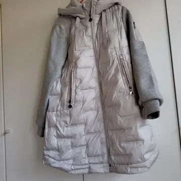 다운 롱 코트 그레이 계열