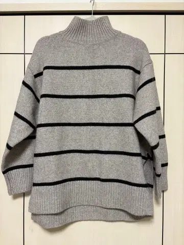 터틀넥 니트 스웨터