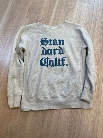 스탠다드 캘리포니아 x 챔피언 맨투맨 XL