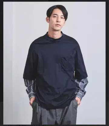 네이비 스트라이프 긴팔 티셔츠