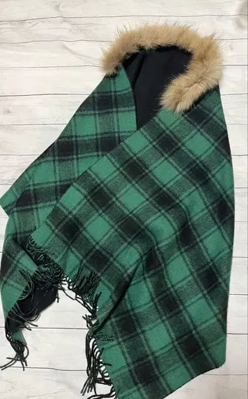 LOUNIE 루니 퍼 달린 스톨 그린 체크