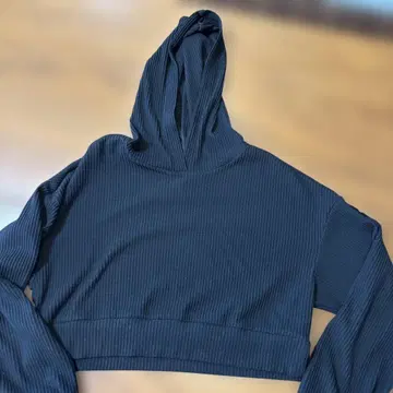 alo 블랙 크롭 후디 S/P