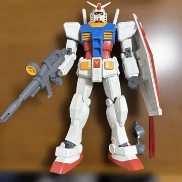 MEGA SIZE MODEL RX-78-2 건담 조립품