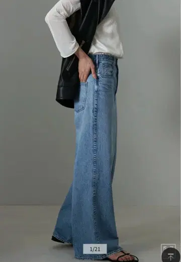 upper hights [ THE SISTER ]