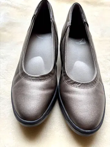 fitfit 플랫슈즈 브론즈