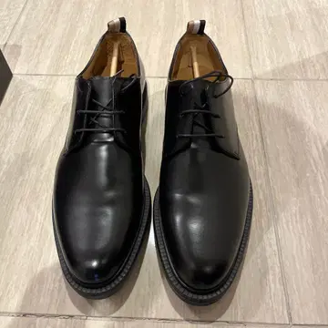 BOSS 블랙 드레스 신발