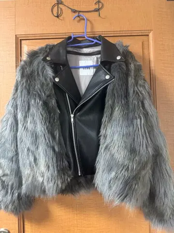 그레이 인조 모피 가죽 자켓