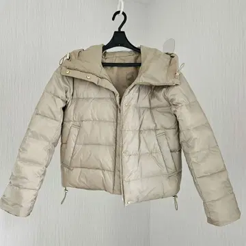 ROPE 베이지 후드 부착 다운 자켓
