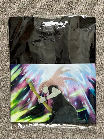 봇치더록! 전시회 빅 실루엣 T셔츠 고토 히토리