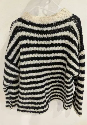 이에나 니트 보더