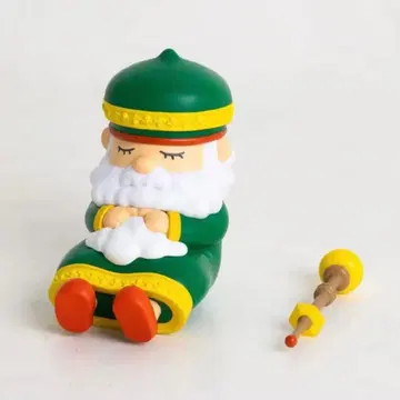 작은 신님 피규어