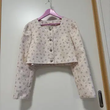 e m s 꽃무늬 노카라 자켓