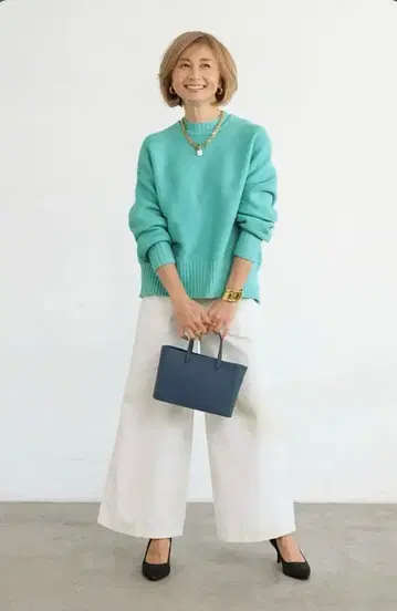 플러스오토하 니트