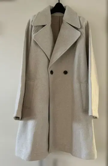 [새상품] 더블 브레스트 코트 cache cache