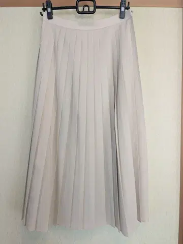 [ 매킨토시 철학 ] 플리츠 스커트 크림