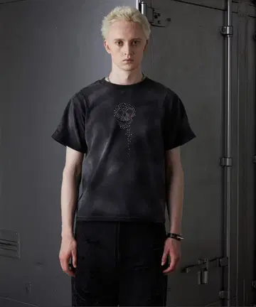 GRANCY 스컬 큐빅 티셔츠