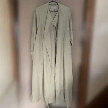 UNF/LO 베이지 롱 코트