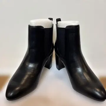 [ 새상품 미사용 ] 로리즈팜 힐 사이드 고어 부츠 M 사이즈