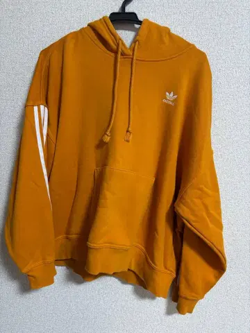 아디다스 오렌지 후드티 L 사이즈