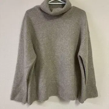 ebure 터틀넥 스웨터 캐시미어 100%