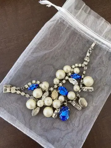 petite robe noire 코튼 펄 팔찌