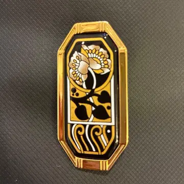 미카엘라 프레이 앤티크 브로치