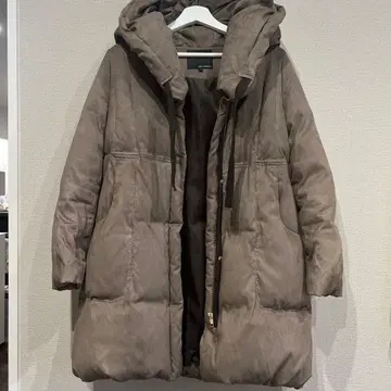 구우코뮌 다운 코트 38