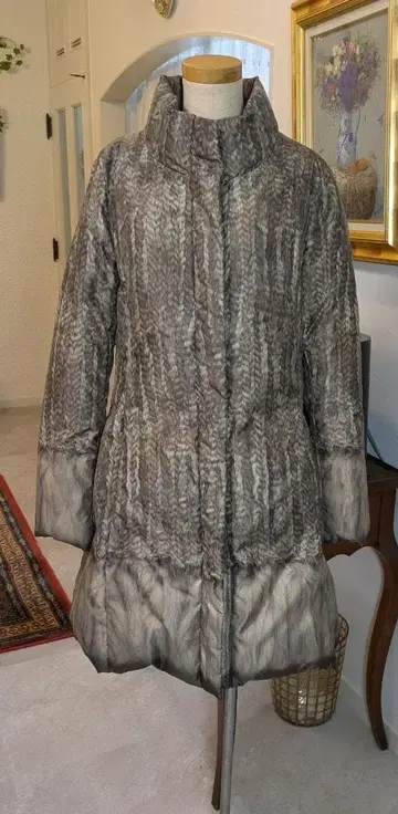 히로코비스 다운 자켓