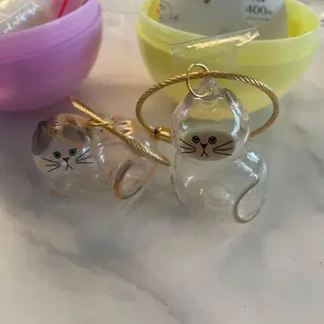 고양이 캡슐 토이 2개 세트 삼색 고양이 샤무 보풀 통 고양이 고양이